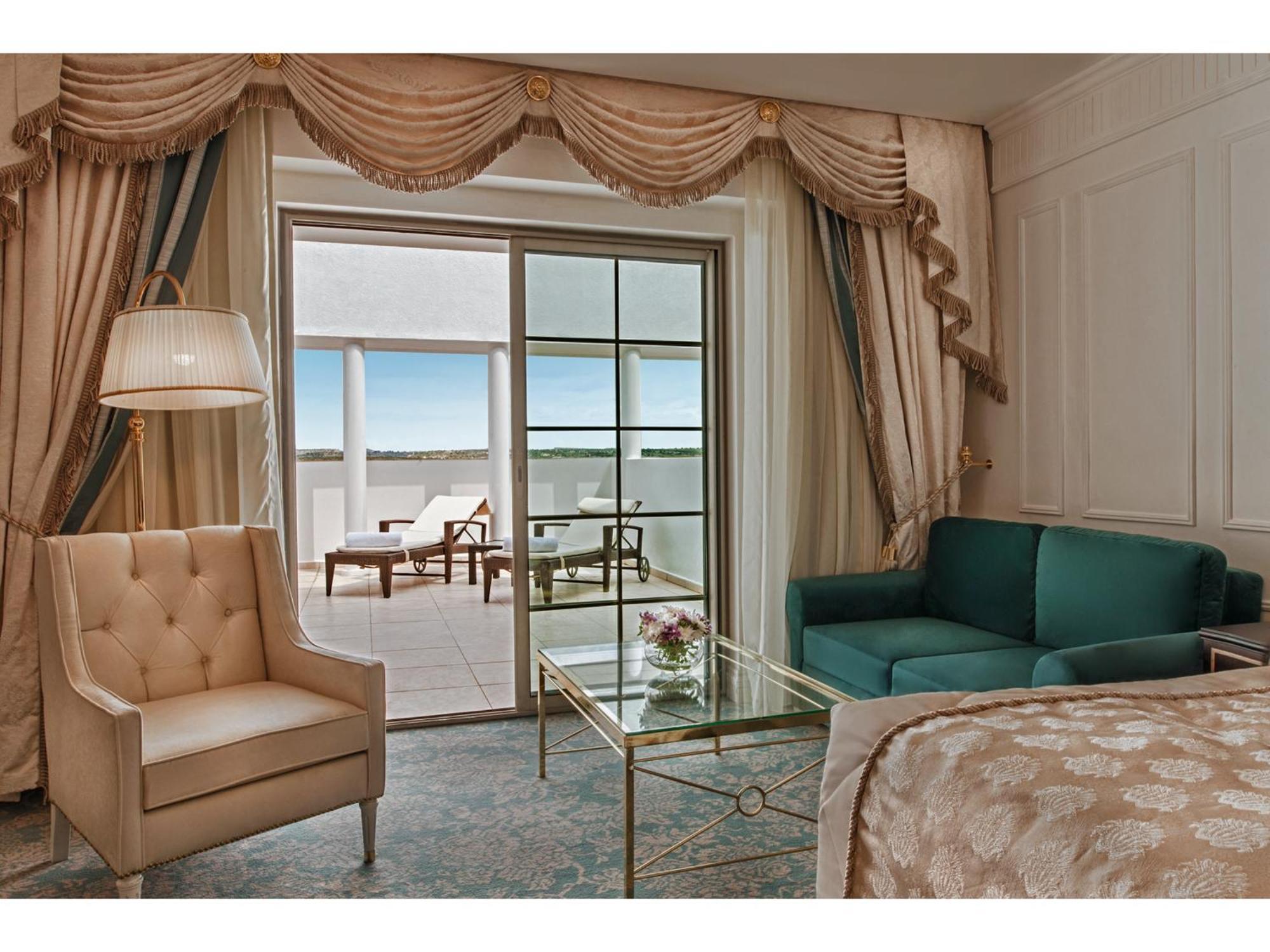 Superior Room,1176848128:JPEG